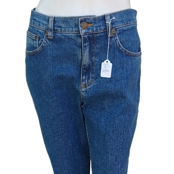 44828...Jones Sports Crop Jeans Size 6, W28" 21"Inseam 10"Rise - Picture 1 of 4